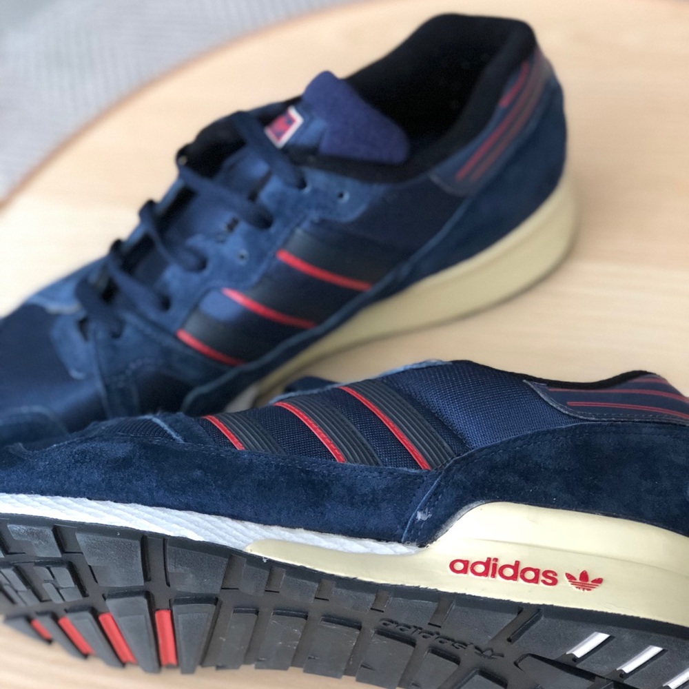 Vintage never worn Adidas men’s shoes.